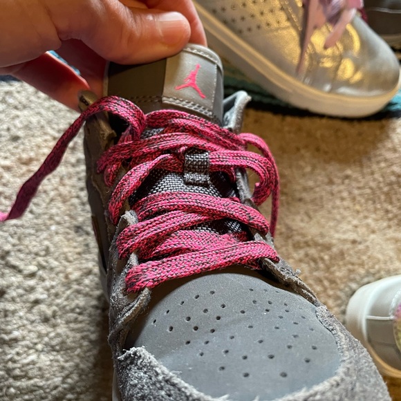 Nike Air Jordan 1 Mid Hyper Pink and Gray - Girls - Picture 10 of 12
